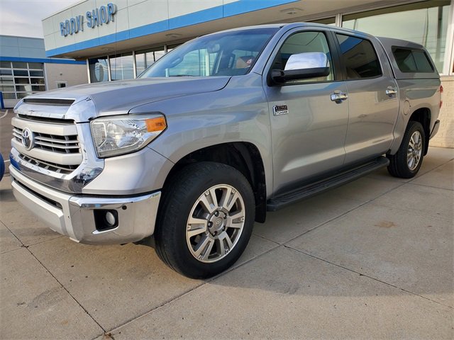 2014 Toyota Tundra Platinum photo 2