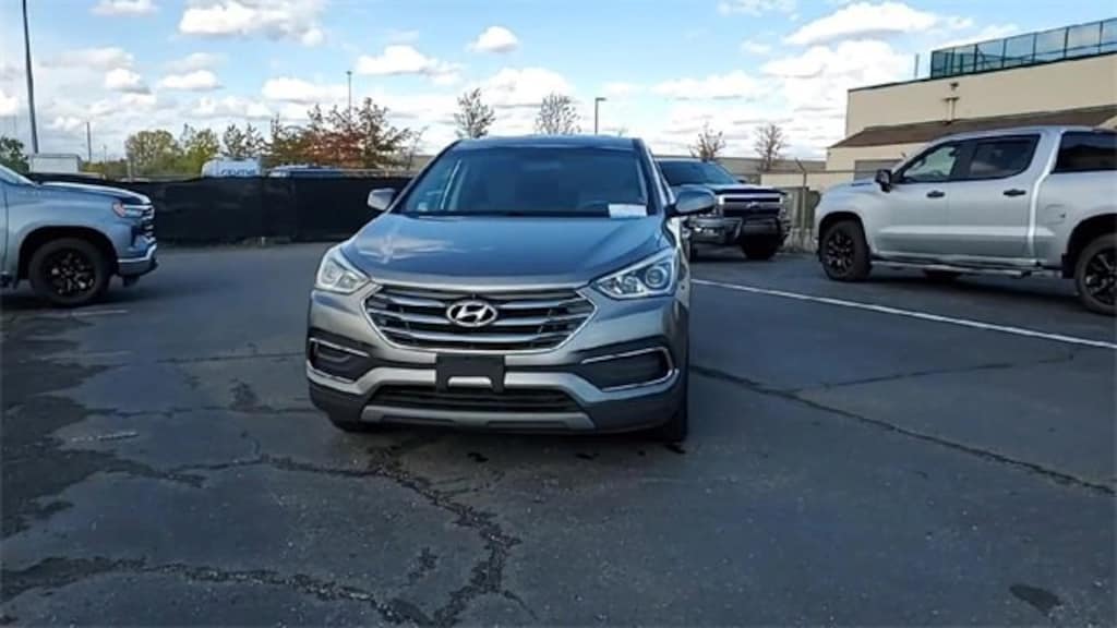 Used 2018 Hyundai Santa Fe Sport 2.4L SUV