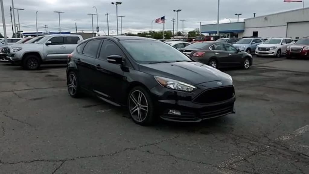 Used 2018 Ford Focus ST ST Hatchback