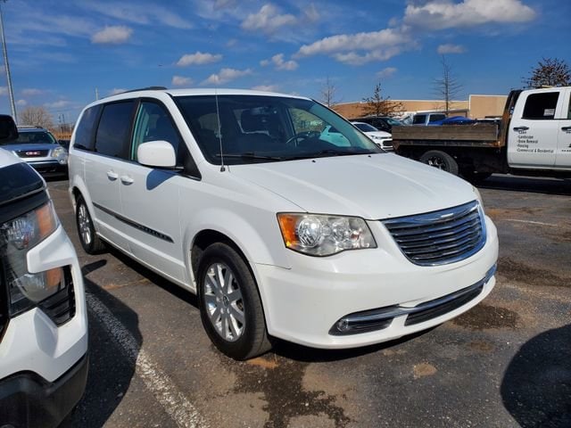 2014 Chrysler Town & Country Touring