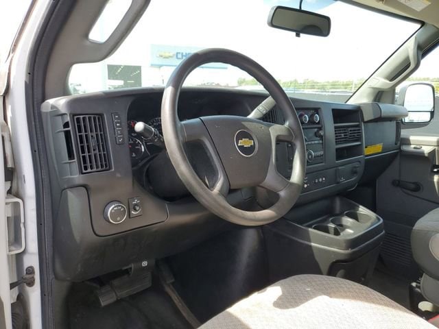 2018 Chevrolet Express Cargo Work Van - Photo 10