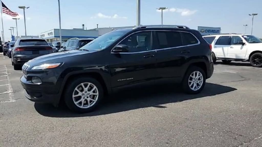 Used 2016 Jeep Cherokee Latitude