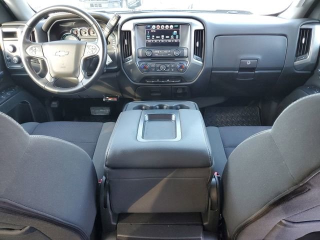 2018 Chevrolet Silverado 1500 LT - Photo 18