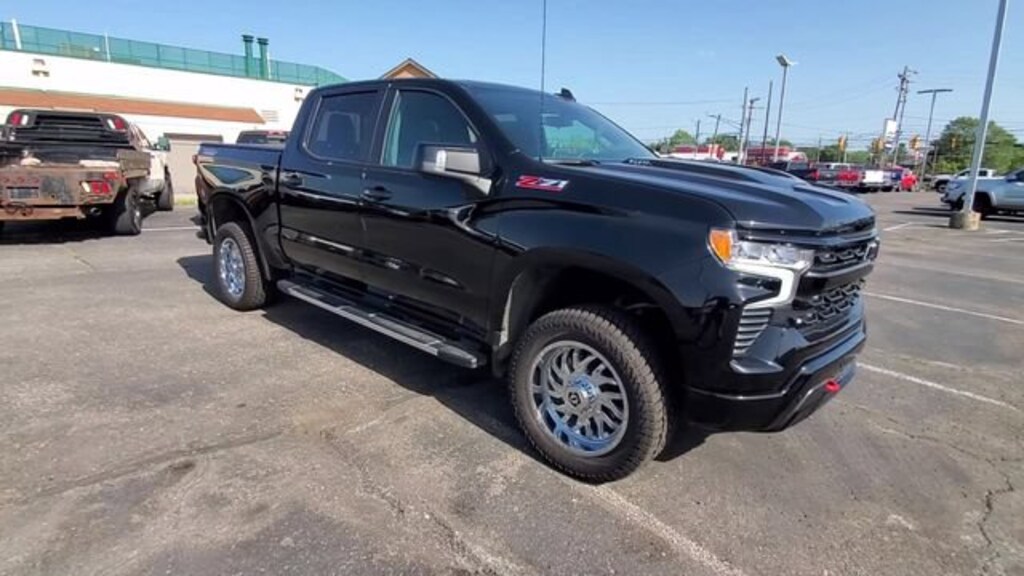 Used 2026 Chevrolet Silverado 1500 LT Trail Boss Truck Crew Cab