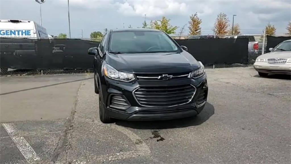 Used 2022 Chevrolet Trax LS SUV