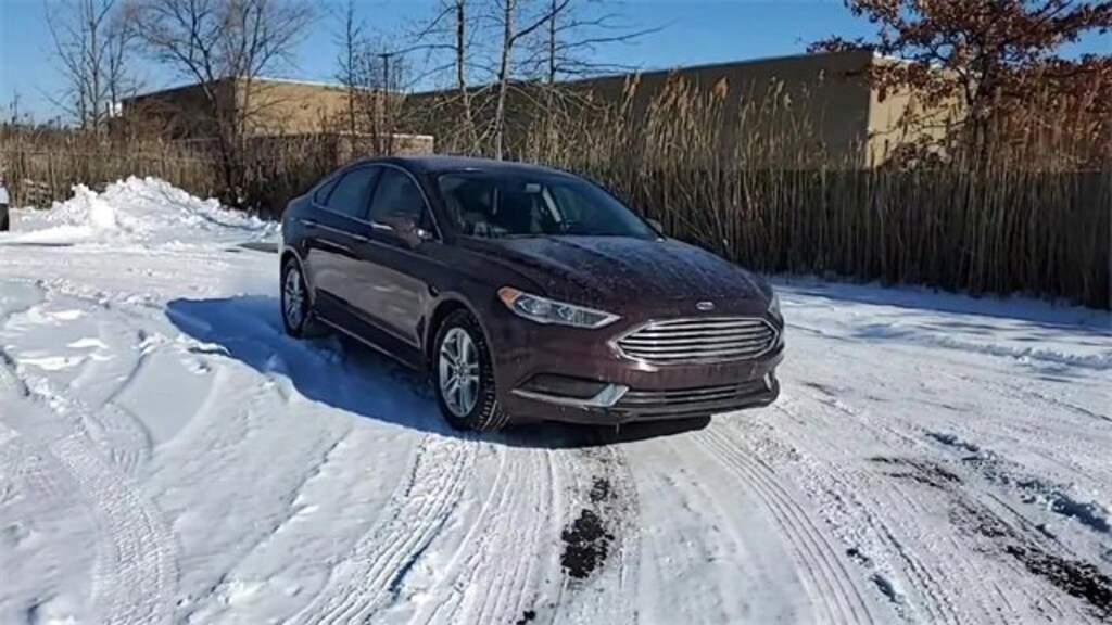 Used 2018 Ford Fusion SE Sedan