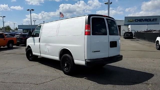 2018 Chevrolet Express Cargo Work Van - Photo 6