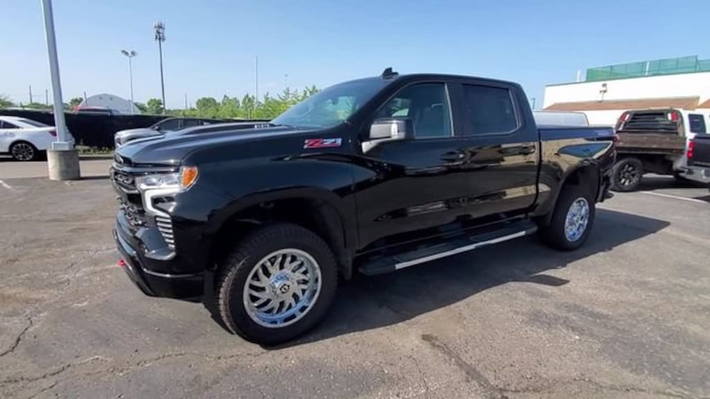 Used 2026 Chevrolet Silverado 1500 LT Trail Boss Truck Crew Cab
