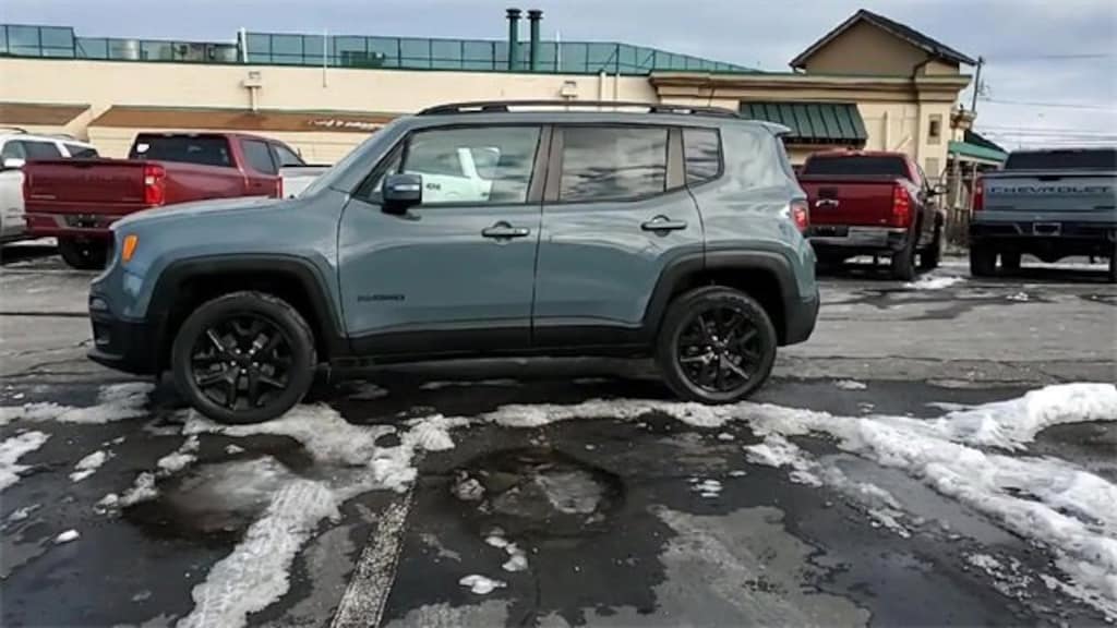 Used 2018 Jeep Renegade Altitude 4x4 SUV