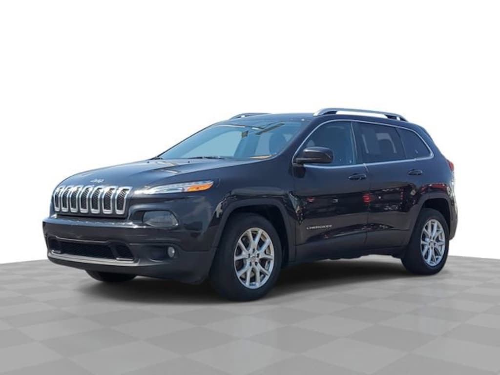 Used 2016 Jeep Cherokee Latitude