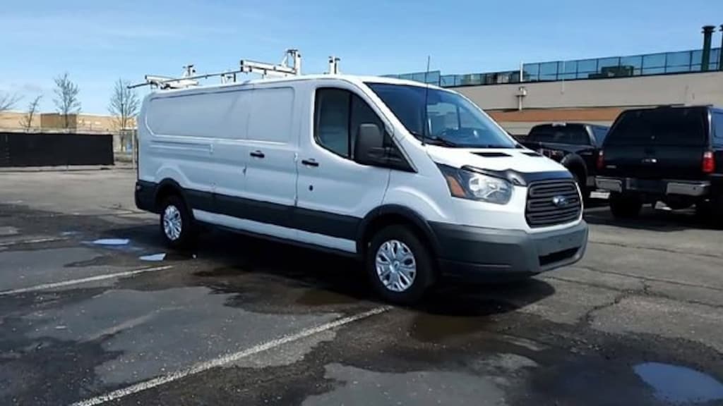 Used 2018 Ford Transit-250 T-250 148 Low Rf 9000 Gvwr Swing-Out RH Dr Van