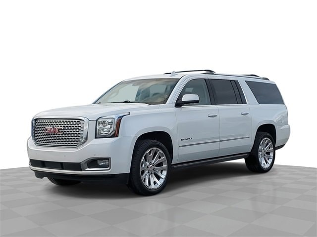 2016 GMC Yukon XL Denali's photo