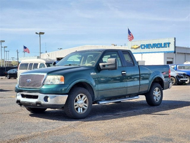 Used 2007 Ford F-150 XLT with VIN 1FTPX14VX7FA41104 for sale in Southgate, MI