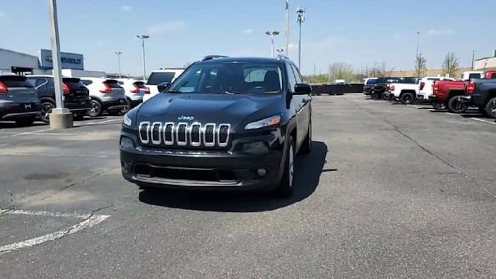 Used 2016 Jeep Cherokee Latitude