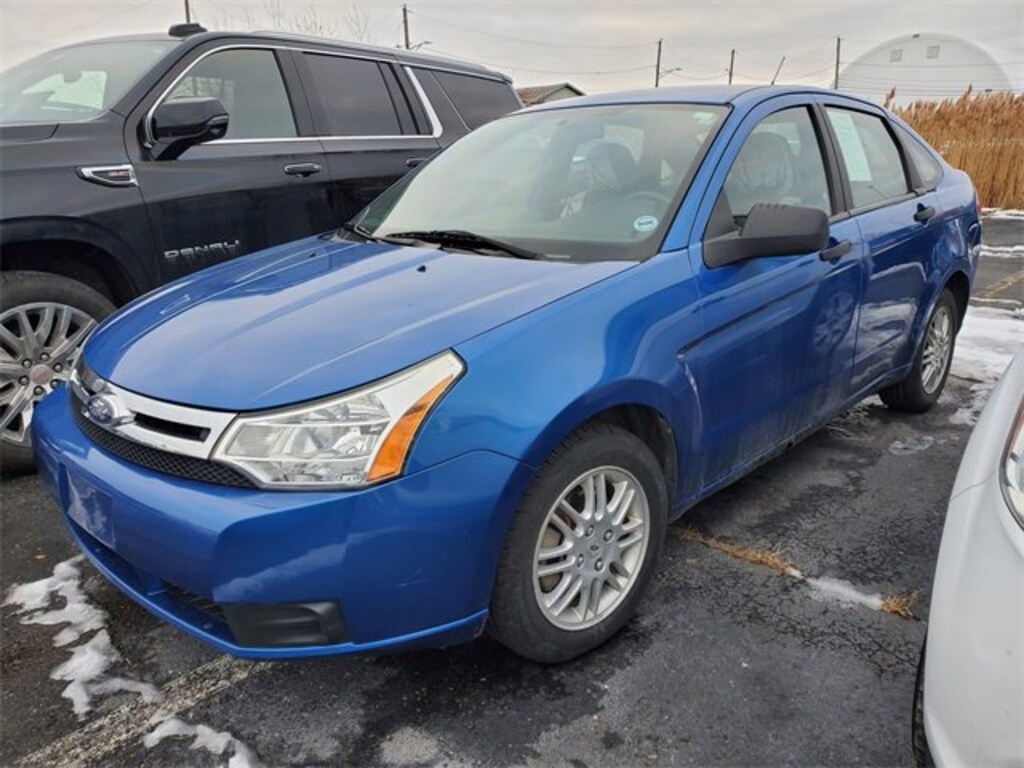 Used 2011 Ford Focus SE