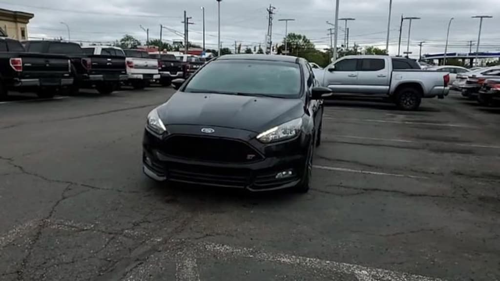 Used 2018 Ford Focus ST ST Hatchback