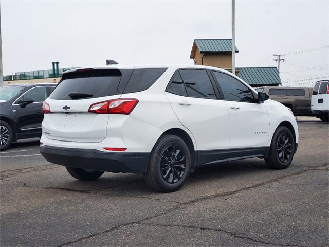 2019 Chevrolet Equinox LS photo 3