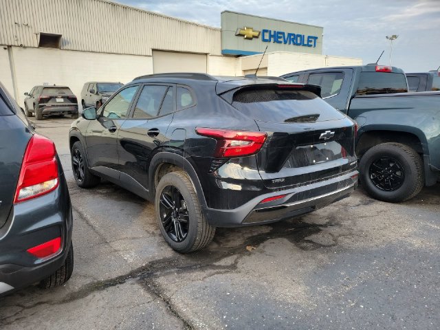 Used 2024 Chevrolet Trax Activ SUV