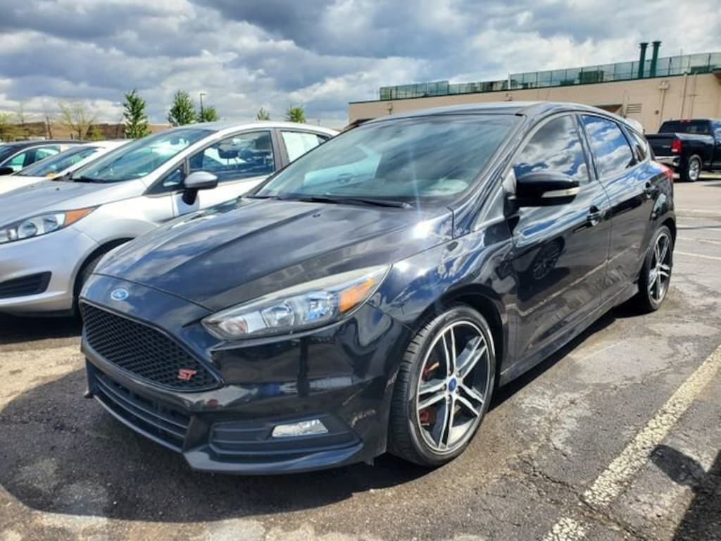 Used 2018 Ford Focus ST ST Hatchback