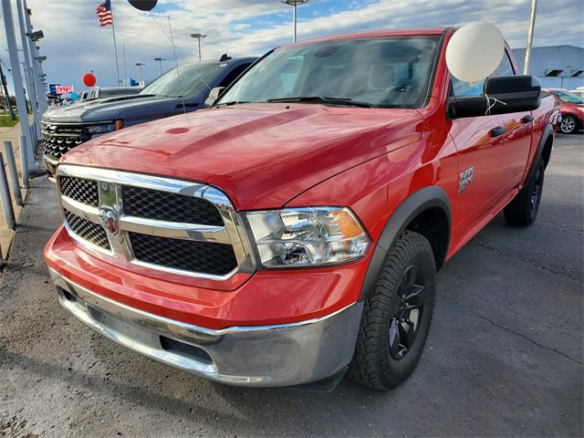 2023 Ram 1500 Classic SLT photo 2