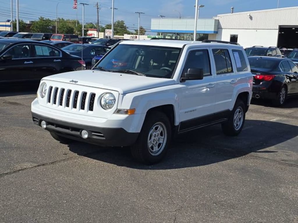 Used 2017 Jeep Patriot Sport FWD SUV