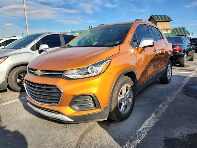 2017 Chevrolet Trax LT photo 2