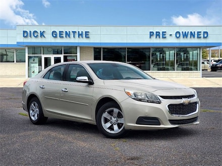 2014 Chevrolet Malibu LS Car