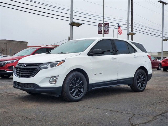 Used 2019 Chevrolet Equinox LS with VIN 2GNAXHEV1K6157816 for sale in Southgate, MI