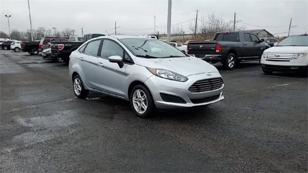 Used 2018 Ford Fiesta SE Sedan
