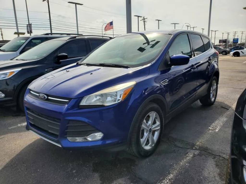 Used 2015 Ford Escape SE SUV