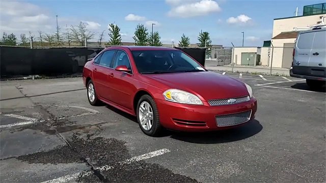 Used 2013 Chevrolet Impala LT with VIN 2G1WB5E33D1195745 for sale in Southgate, MI