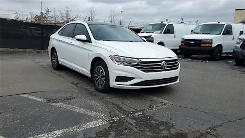 Used 2020 Volkswagen Jetta 1.4T SE Sedan