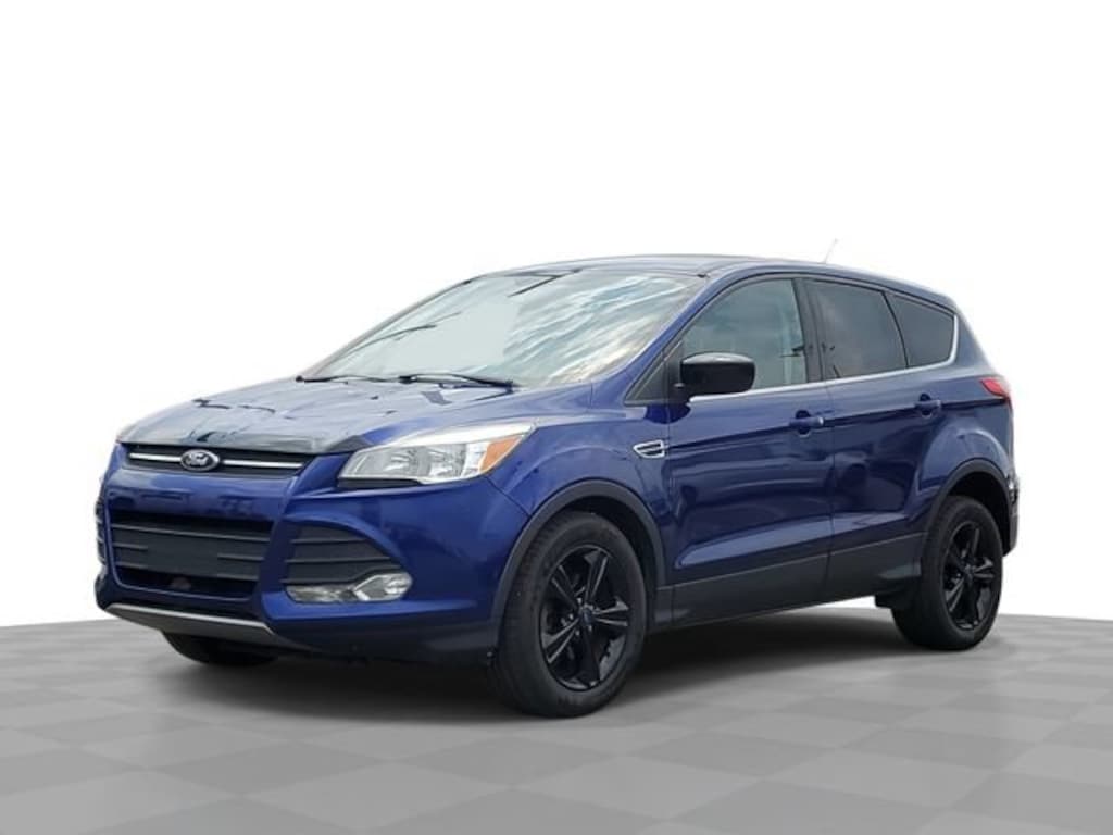 Used 2015 Ford Escape SE SUV