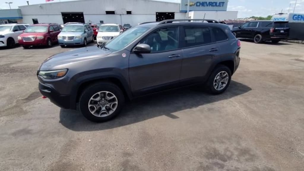 Used 2021 Jeep Cherokee Trailhawk 4X4 SUV