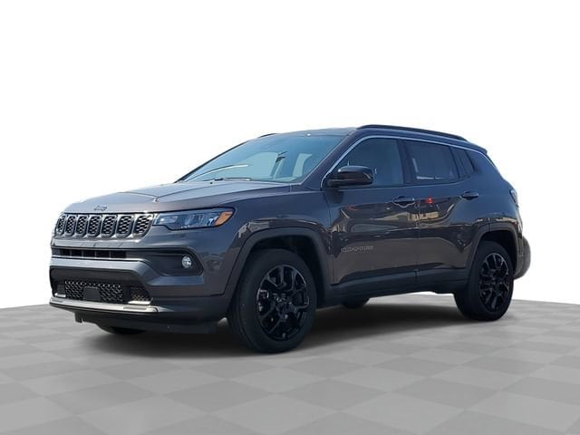 2024 Jeep Compass Latitude Lux 4X4's photo