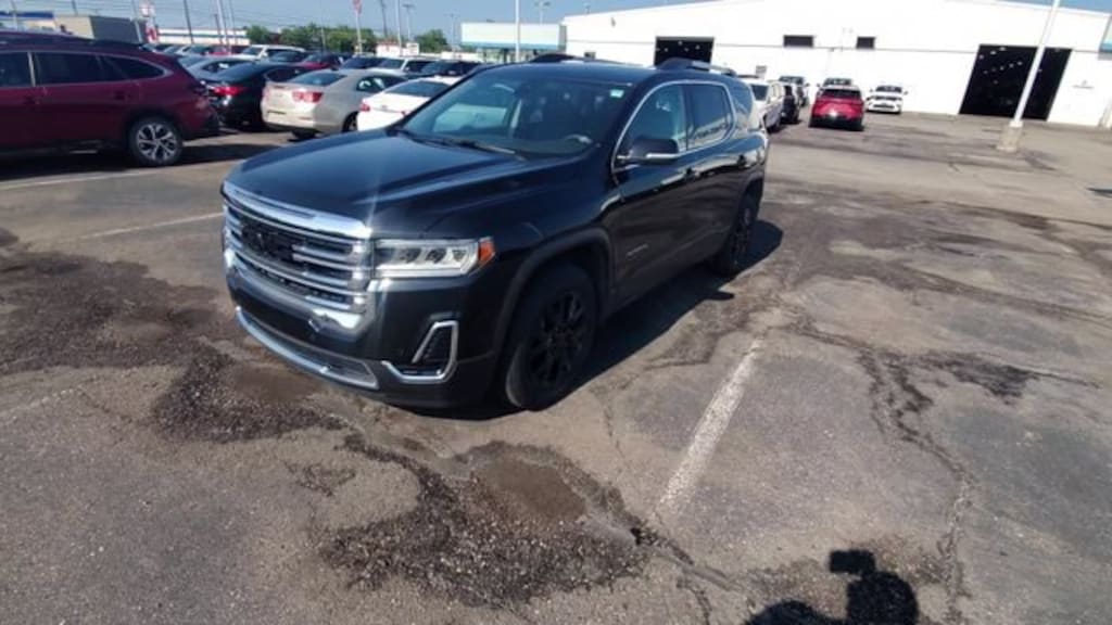 Used 2023 GMC Acadia SLE SUV