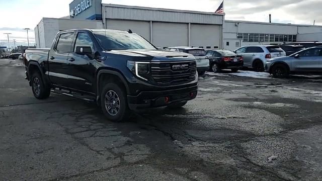 2024 GMC Sierra 1500 AT4 - Photo 9