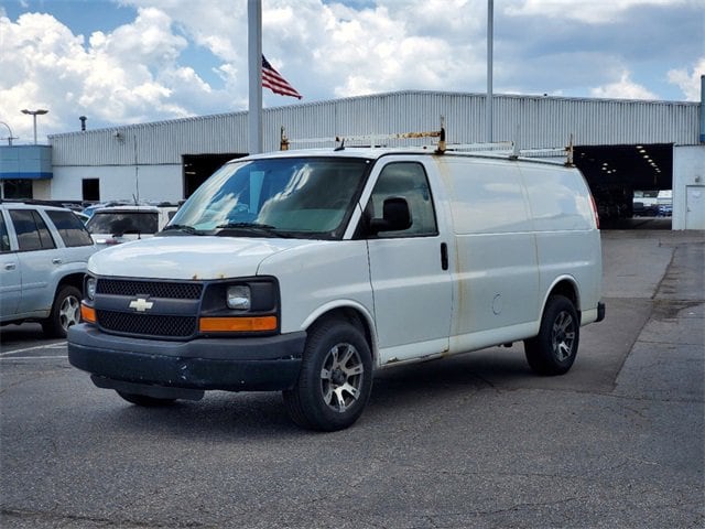 Used 2013 Chevrolet Express Cargo Work Van with VIN 1GCSGAFX7D1138729 for sale in Southgate, MI