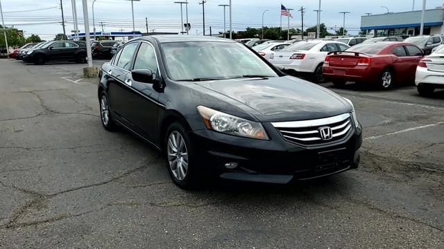 Used 2012 Honda Accord EX-L V6 with VIN 1HGCP3F86CA017022 for sale in Southgate, MI