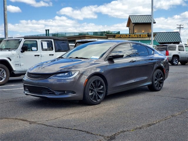 Used 2016 Chrysler 200 S with VIN 1C3CCCDG5GN147879 for sale in Southgate, MI