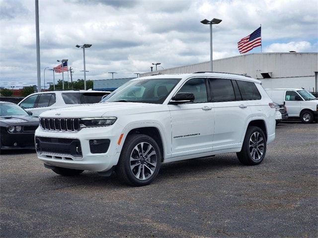 Used 2021 Jeep Grand Cherokee L Overland with VIN 1C4RJKDG5M8167887 for sale in Southgate, MI