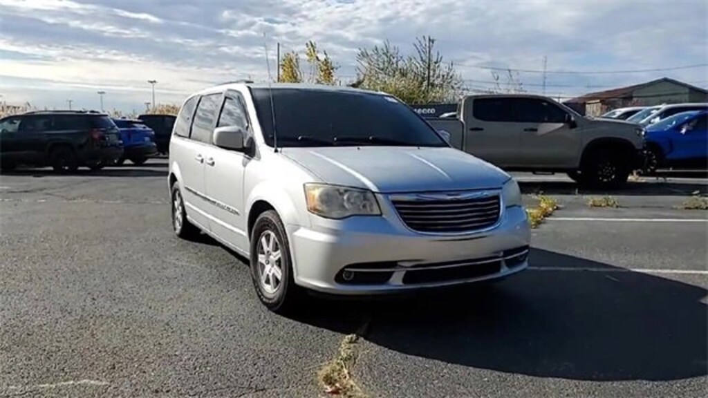 Used 2011 Chrysler Town & Country Touring Minivan