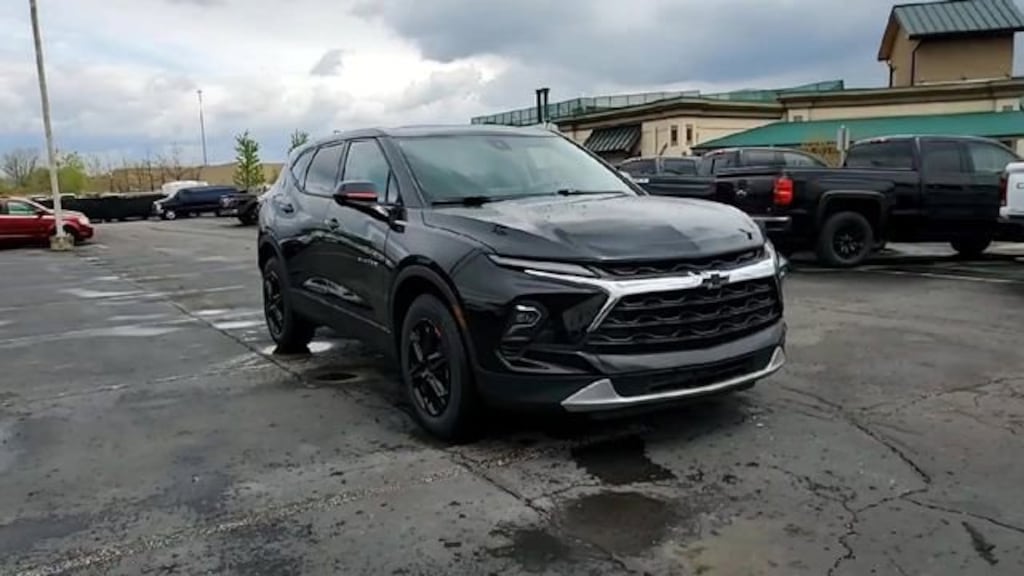 Used 2025 Chevrolet Blazer 2LT SUV