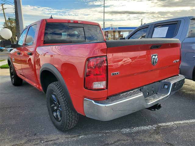 2023 Ram 1500 Classic SLT photo 3