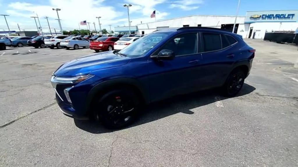 Used 2024 Chevrolet Trax LT SUV