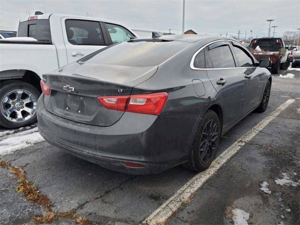 Used 2017 Chevrolet Malibu LT Car