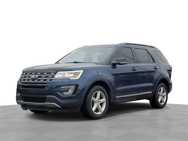 2017 Ford Explorer XLT's photo