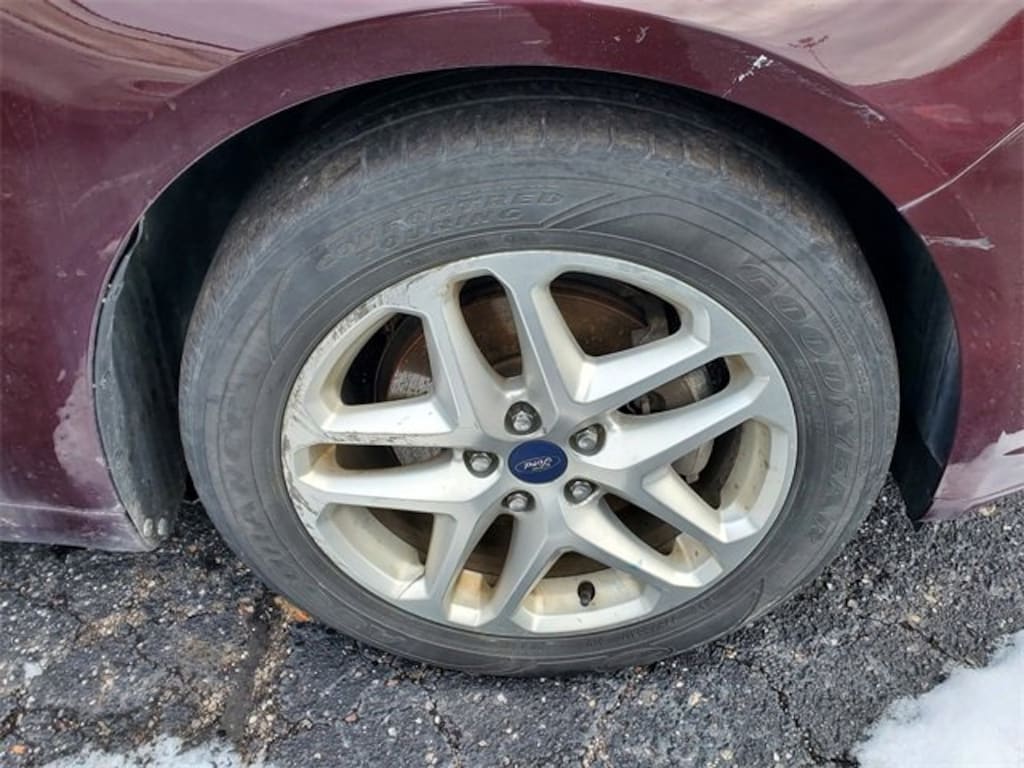 Used 2013 Ford Fusion SE Sedan