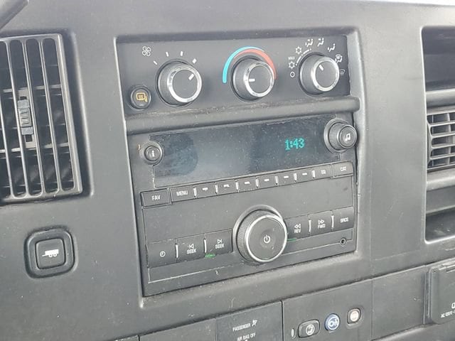 2018 Chevrolet Express Cargo Work Van - Photo 13
