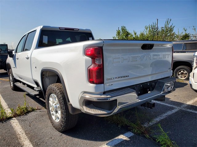 2023 Chevrolet Silverado 2500HD LT photo 4